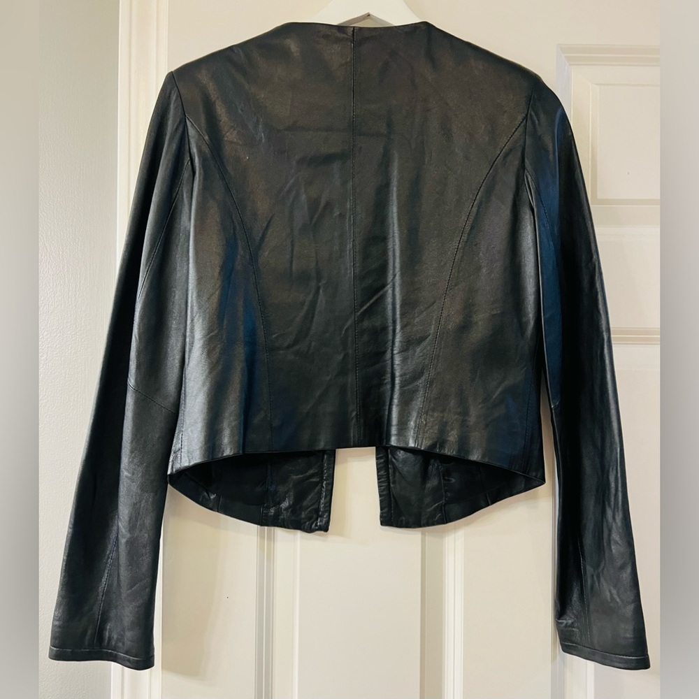 Leather jacket - Picture 3 of 6